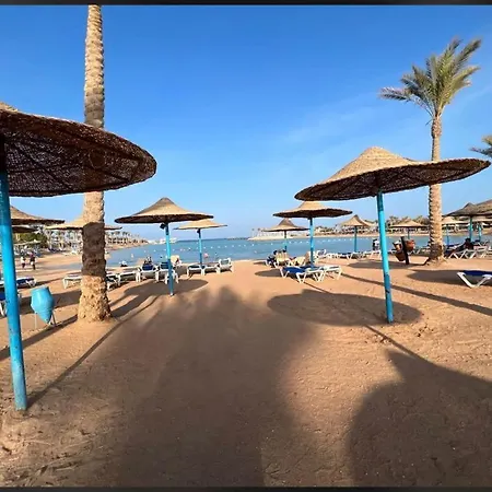 Family Suite In View Aqua Mirage Bay Hurghada Exterior photo